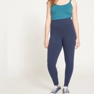 Universal Standard Legging, Navy Blue w Light Blue Stripe, Small